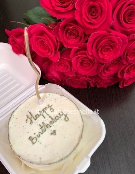 Bouquet Rose Rosse + Torta Lambeth Cake